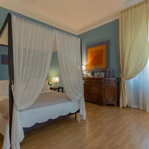 Alojamento de Acomodação e Pequeno-almoço Opera Boutique